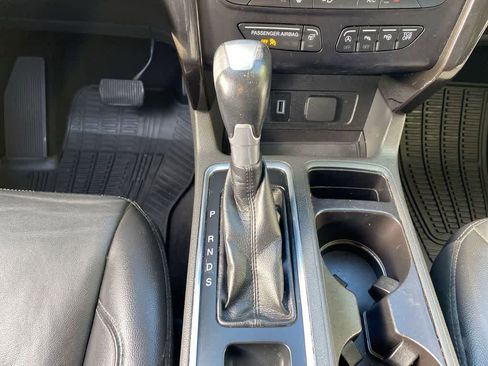 Used 2017 Ford Escape Titanium w/ Equipment Group 301A AWD/4WD image 28