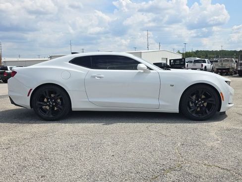 Used 2023 Chevrolet Camaro LT w/ Technology Package image 6