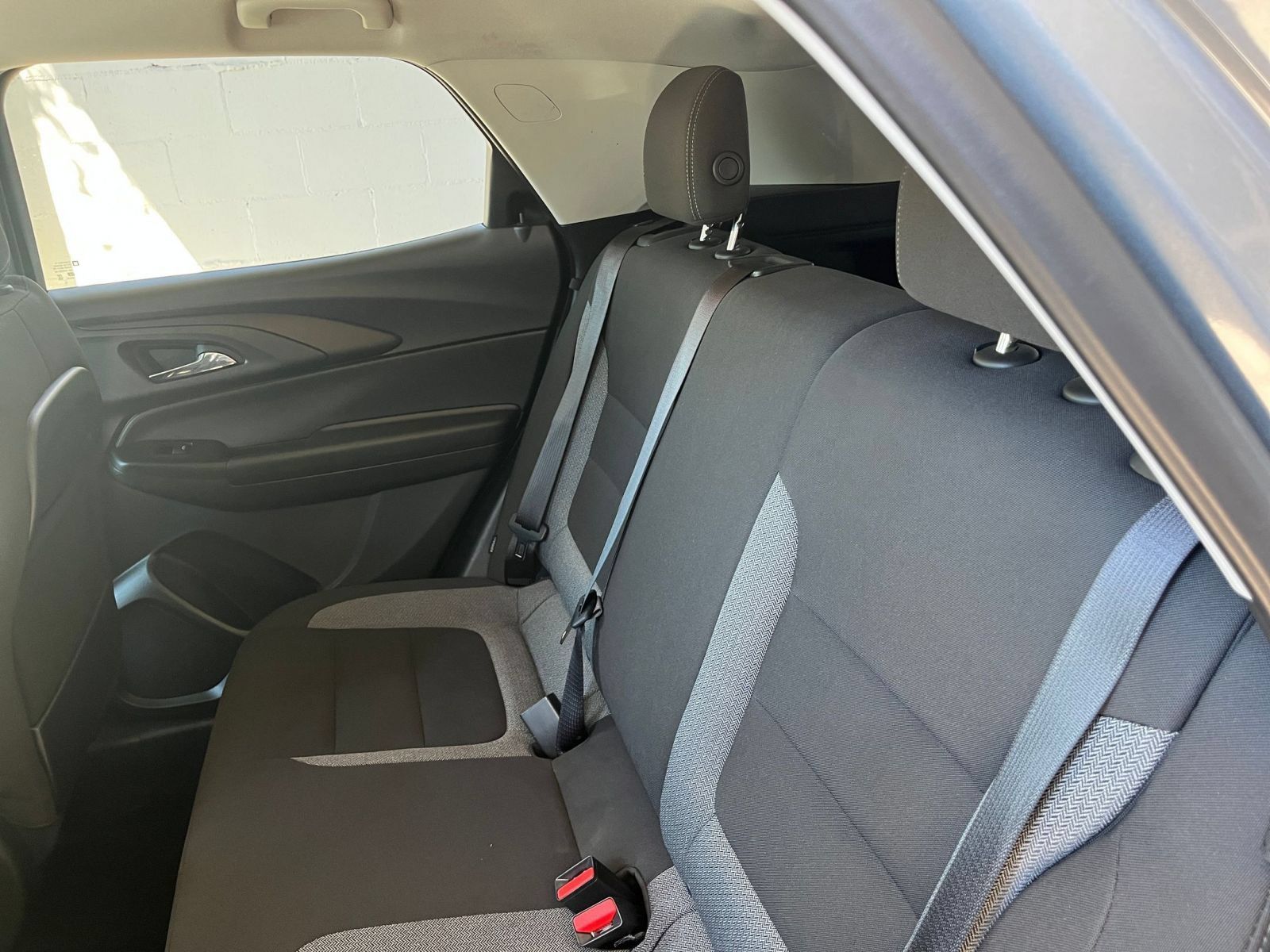 Used 2025 Chevrolet TrailBlazer LT FWD image 26