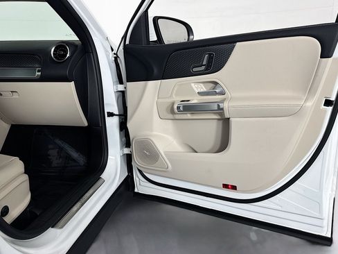 New 2026 Mercedes-Benz GLB 250 image 22