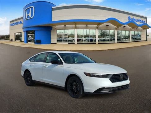 New 2025 Honda Accord SE image 2