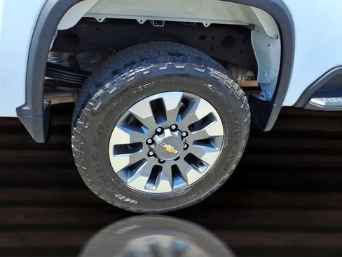 Used 2025 Chevrolet Silverado 2500 Custom w/ Custom Value Package AWD/4WD image 25