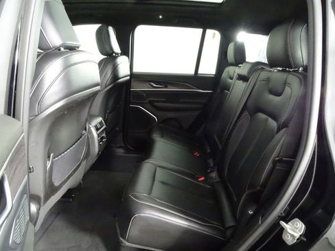 Used 2024 Jeep Grand Cherokee Limited 4xe image 14