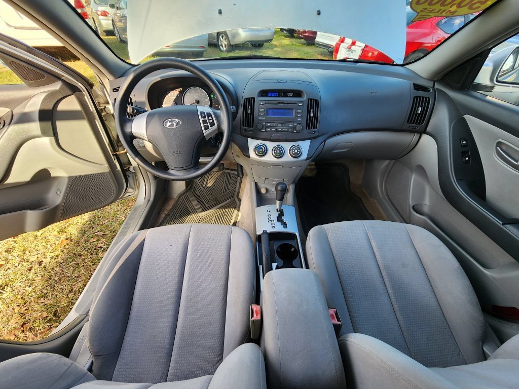Used 2007 Hyundai Elantra GLS FWD image 10