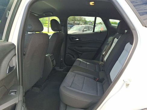Used 2024 Chevrolet Trax RS w/ Driver Confidence Package FWD image 10