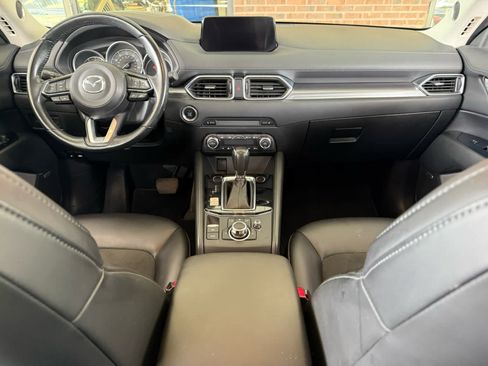 Used 2018 MAZDA CX-5 Touring w/ Preferred Equipment Package AWD/4WD image 17