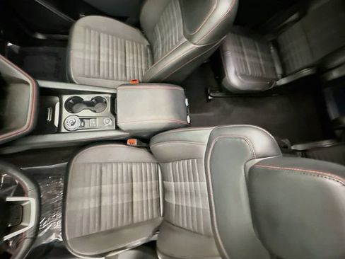 Certified 2025 Ford Explorer ST-Line AWD/4WD image 23