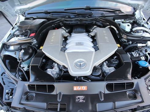 Used 2013 Mercedes-Benz C 63 AMG Sedan image 38