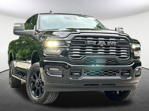 Certified 2025 RAM 2500 Big Horn AWD/4WD image 2