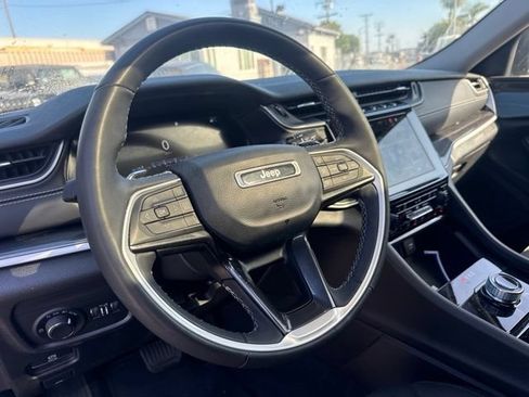 Used 2023 Jeep Grand Cherokee L Laredo w/ Luxury Tech Group I RWD image 10