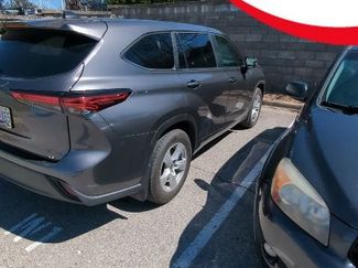 Used 2023 Toyota Highlander LE video 1