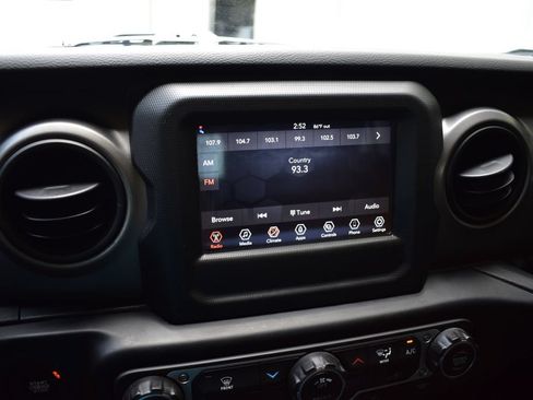 Used 2023 Jeep Wrangler Unlimited Sport AWD/4WD image 45