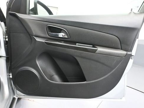 Used 2014 Chevrolet Cruze LT FWD image 37