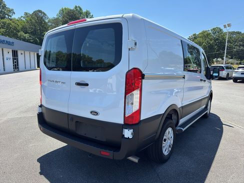Used 2025 Ford Transit 250 Low Roof w/ Exterior Upgrade Package RWD image 4