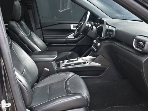 Used 2020 Ford Explorer ST w/ Premium Technology Package image 15