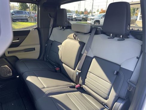 New 2026 GMC Hummer EV 4x4 Crew Cab image 25