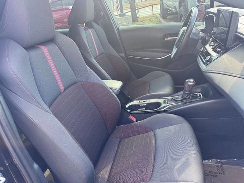 Used 2023 Toyota Corolla SE image 8