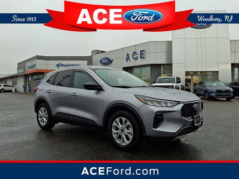 Certified 2024 Ford Escape Active w/ Cold Weather Package image 1