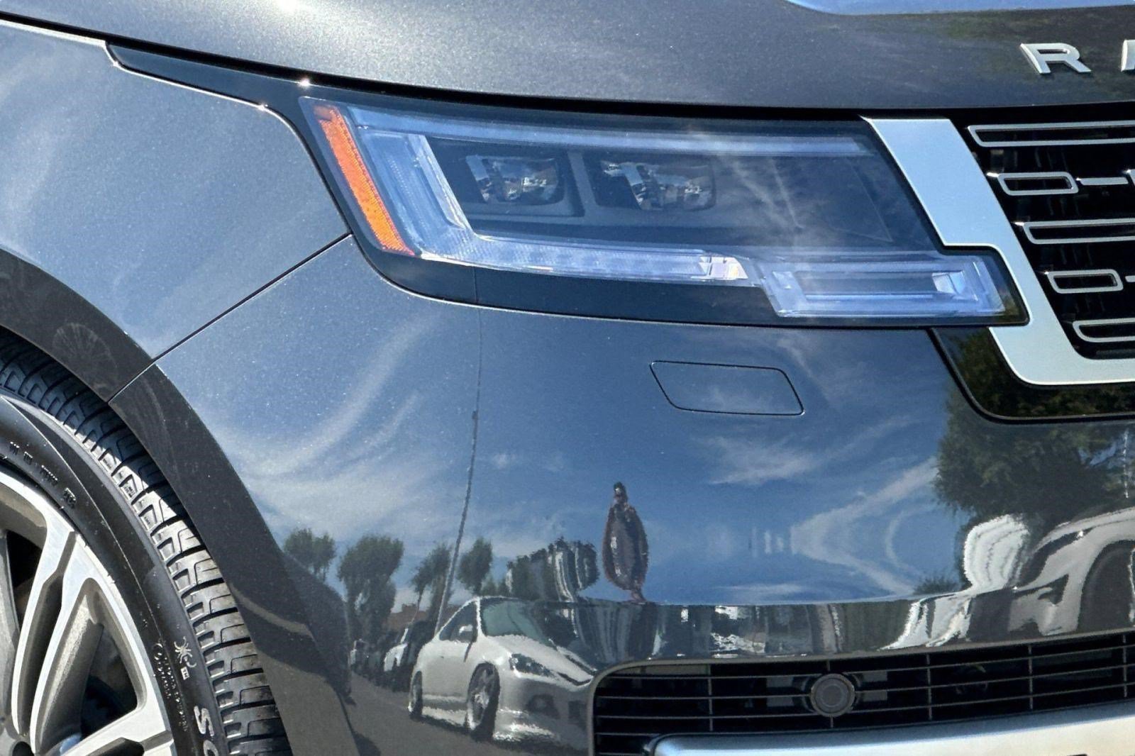 New 2026 Land Rover Range Rover SE AWD/4WD image 11