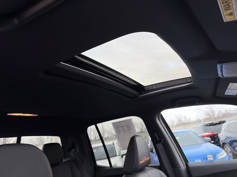 Used 2025 Honda Ridgeline TrailSport image 17