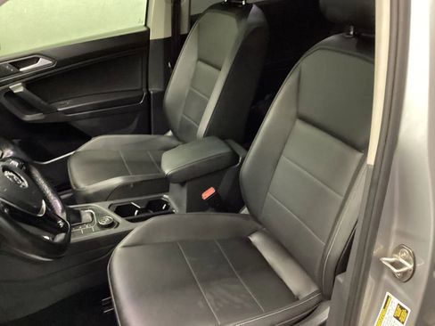 Used 2019 Volkswagen Tiguan SE AWD/4WD image 8