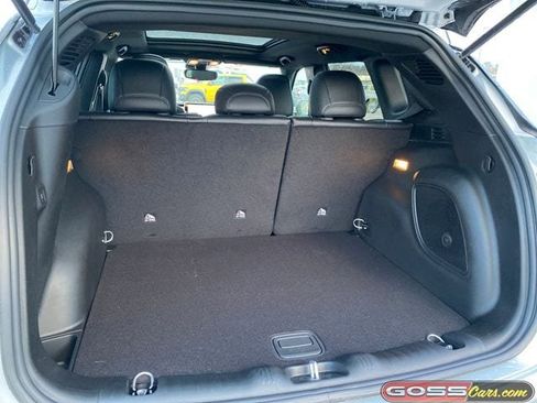 New 2026 Jeep Compass Limited w/ Sun, Sound & Navigation Group image 8