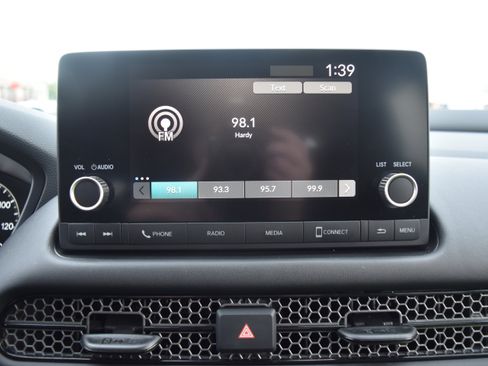 Certified 2024 Honda HR-V Sport image 19