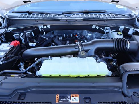 New 2026 Ford Expedition Active image 21