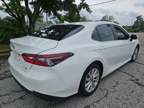Used 2024 Toyota Camry LE FWD image 3