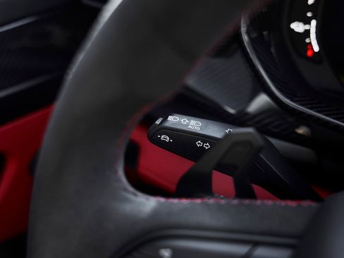 Used 2025 Lamborghini Urus Performante AWD/4WD image 56