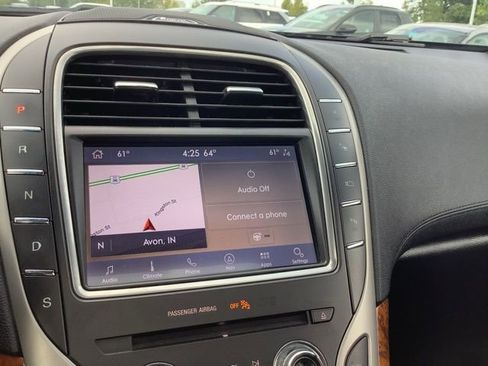 Used 2020 Lincoln Nautilus Reserve w/ Equipment Group 201A image 32