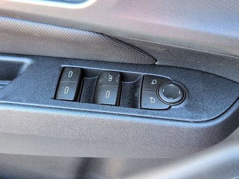 New 2026 Chevrolet Equinox EV RS image 17