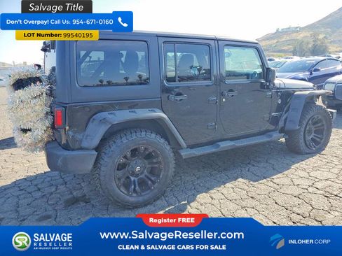 Used 2017 Jeep Wrangler Unlimited Sahara AWD/4WD image 4