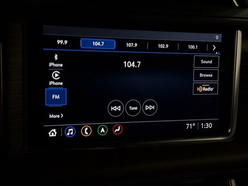 Used 2021 GMC Yukon Denali w/ Denali Premium Package image 21