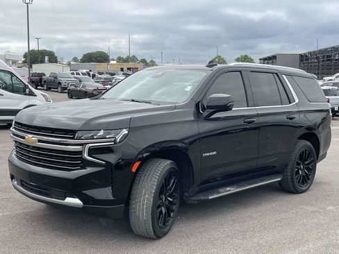 Used 2023 Chevrolet Tahoe LT w/ LT Signature Package image 7