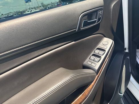 Used 2020 Chevrolet Tahoe LS AWD/4WD image 24