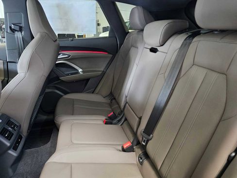 New 2025 Audi Q5 Premium Plus image 20
