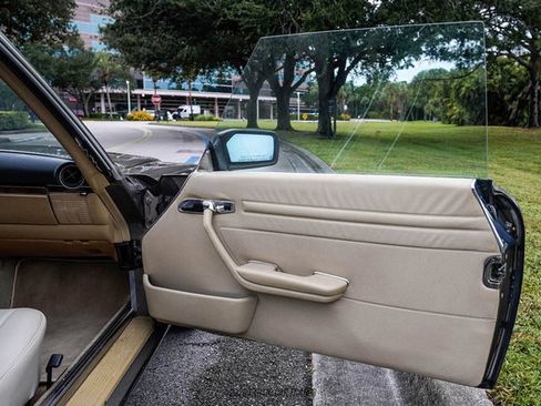 Used 1988 Mercedes-Benz 560 SL image 56
