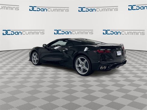 Used 2025 Chevrolet Corvette Stingray Coupe w/ 1LT image 6