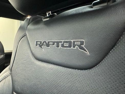 Used 2017 Ford F150 Raptor w/ Equipment Group 802A Luxury image 39