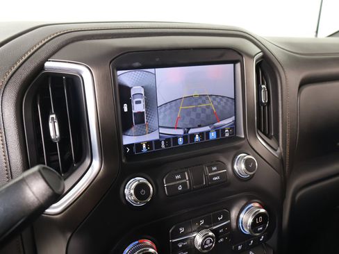 Used 2020 GMC Sierra 1500 AT4 w/ AT4 Premium Package AWD/4WD image 6