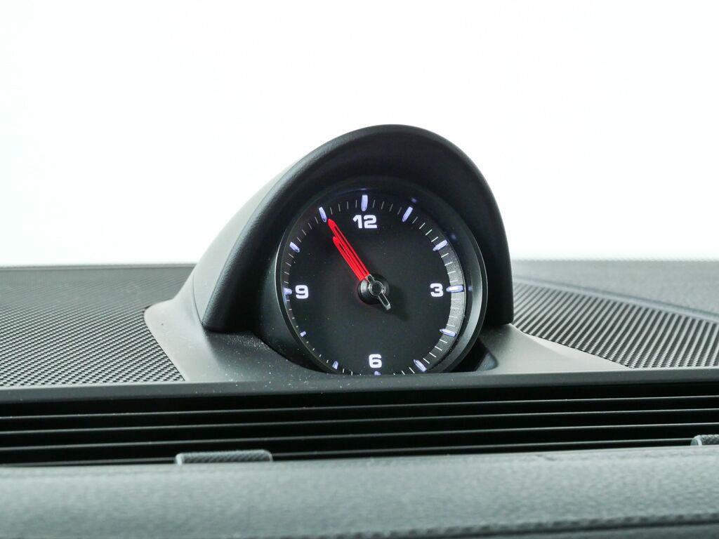 Certified 2023 Porsche Panamera image 17