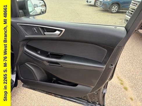 Used 2018 Ford Edge SEL AWD/4WD image 27