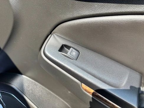 Used 2018 Chevrolet Tahoe LT AWD/4WD image 32