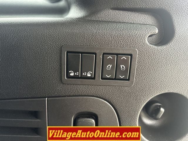 Used 2015 Cadillac Escalade ESV Premium AWD/4WD image 40