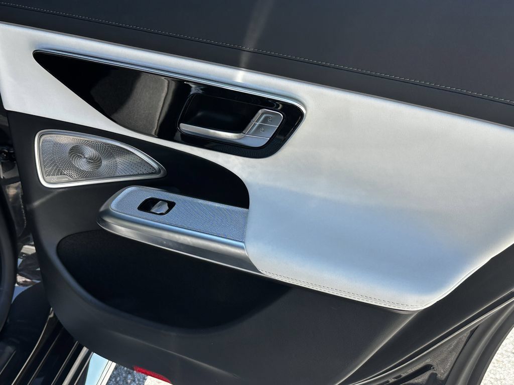 Certified 2025 Mercedes-Benz E 53 AMG e 4MATIC Sedan image 19