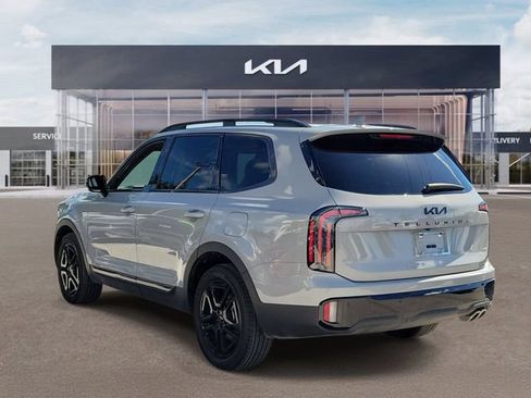 Certified 2025 Kia Telluride SX Prestige X-Line AWD/4WD image 4