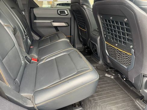 Used 2021 Ford Bronco Badlands image 21