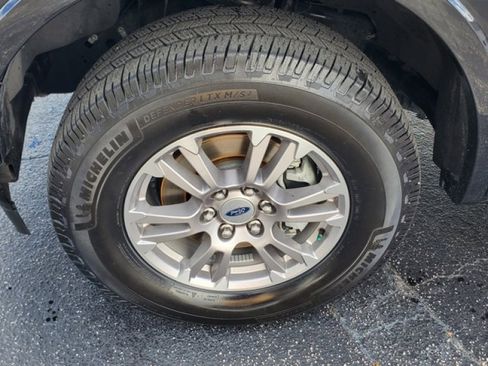 Certified 2020 Ford F150 Lariat image 4