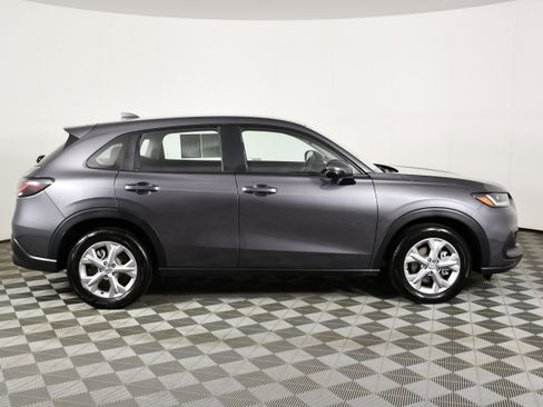 Certified 2024 Honda HR-V LX image 5